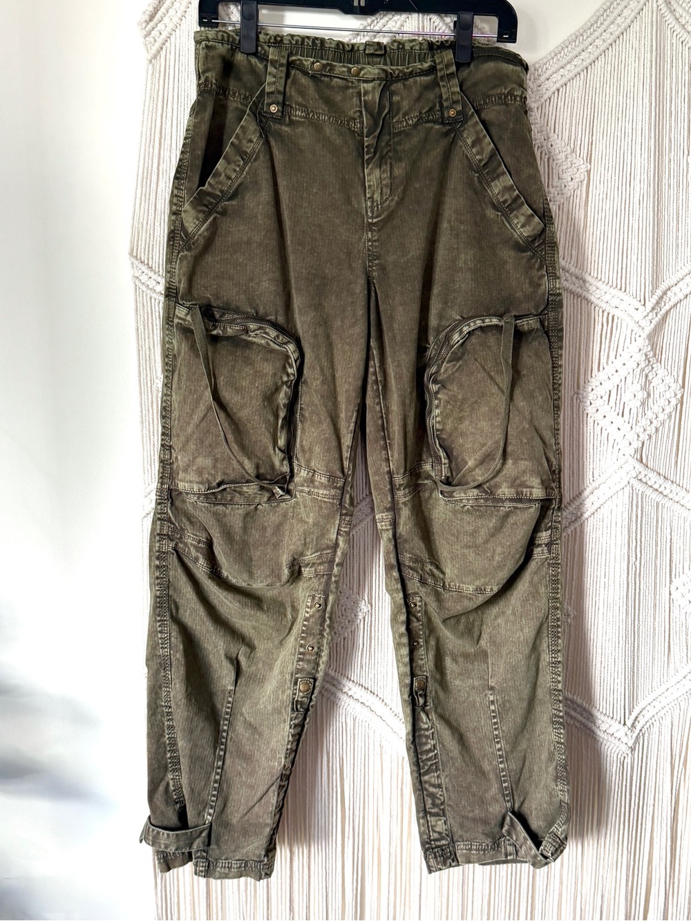 We the Free Can’t Compare Slouch Olive Green Mineral Washed Cargo Pant Utility S - Picture 2 of 16